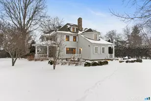 242 Ocean Dr W, Stamford, CT 06902 - Photo 35