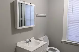 116 Old Foxon Rd, East Haven, CT 06513 - Photo 23