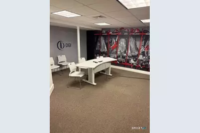 26 Broadway, North Haven, CT 06473 - Photo 5
