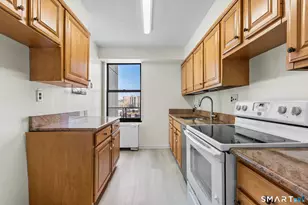 44 Strawberry Hill Ave, Stamford, CT 06902 - Photo 11