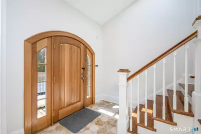 20 Outlook Drive, Darien, CT 06820 - Photo 3