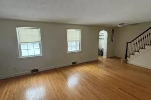 336 Ridgewood Rd, West Hartford, CT 06107 - Photo 3