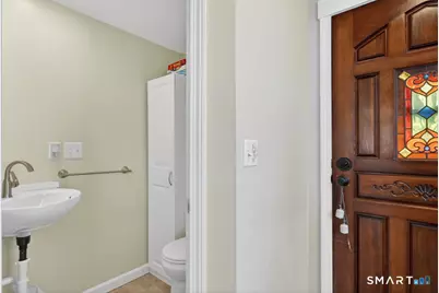 14 Warren Street, New London, CT 06320 - Photo 5