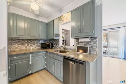 1159 Highland Avenue #15B, Waterbury, CT 06708 - Photo 7