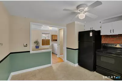 281 Hills Street, East Hartford, CT 06118 - Photo 9