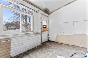 25 Catlin St, Meriden, CT 06450 - Photo 17