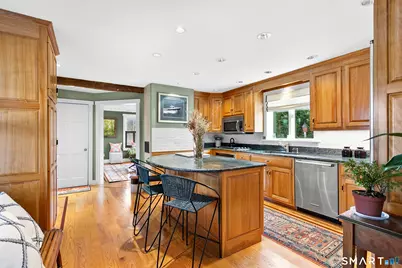 164 Farist Road, Fairfield, CT 06825 - Photo 19