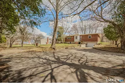 448 Mohegan Avenue Parkway, Waterford, CT 06375 - Photo 37