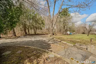 448 Mohegan Ave Pkwy, Waterford, CT 06375 - Photo 39