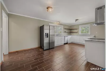 448 Mohegan Avenue Parkway, Waterford, CT 06375 - Photo 15