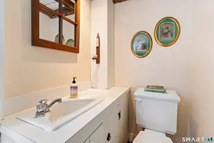 147 Boston St, Guilford, CT 06437 - Photo 33