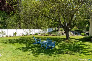 147 Boston St, Guilford, CT 06437 - Photo 3