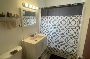 24 Merrill St, Hartford, CT 06106 - Photo 5