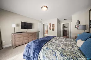 109 Old Village Cir, Windsor, CT 06095 - Photo 11