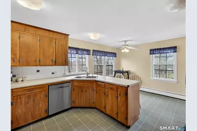 7 Laurel Hill Drive South, East Lyme, CT 06357 - Photo 9