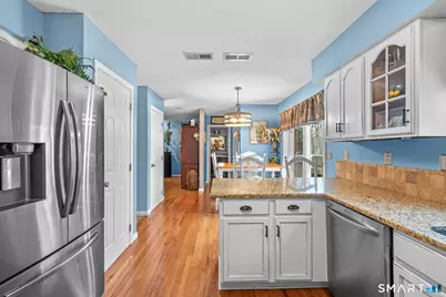 68 Doris Road, Bristol, CT 06010 - Photo 5