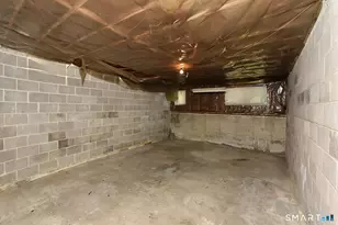 576 Shennecossett Rd, Groton, CT 06340 - Photo 9