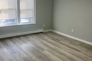 70 Harrington Ave, New Haven, CT 06512 - Photo 7