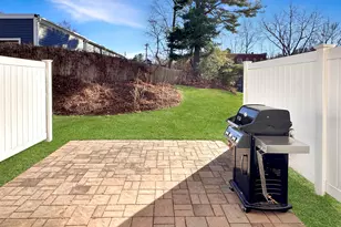 37 Hubbard Run Dr, Glastonbury, CT 06033 - Photo 29