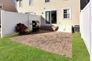 37 Hubbard Run Dr, Glastonbury, CT 06033 - Photo 3