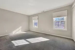 37 Hubbard Run Dr, Glastonbury, CT 06033 - Photo 15