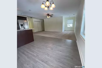 157 West Main Street #4, East Lyme, CT 06357 - Photo 9