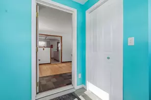 45 Bradley St, North Haven, CT 06473 - Photo 3