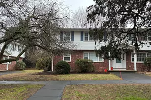 26 College St, Clinton, CT 06413 - Photo 1