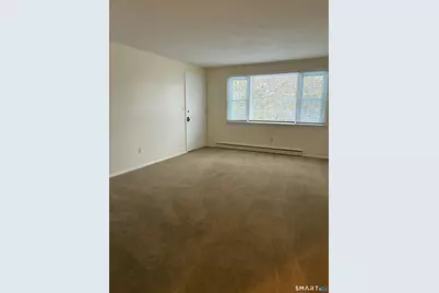 26 College Street #APT 2, Clinton, CT 06413 - Photo 5