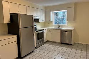 26 College St, Clinton, CT 06413 - Photo 9