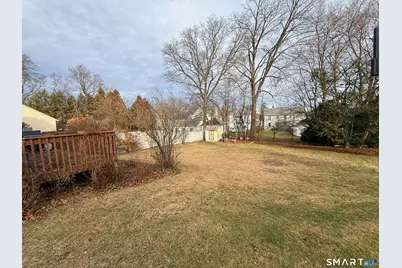 84 Grennan Road, West Hartford, CT 06107 - Photo 27