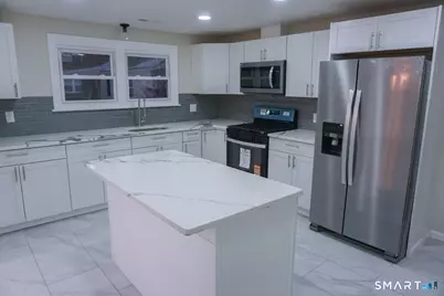 28 Bolton Street, Hartford, CT 06114 - Photo 5