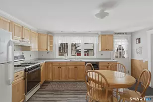 23 Benham St, Torrington, CT 06790 - Photo 11