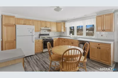 23 Benham Street, Torrington, CT 06790 - Photo 13