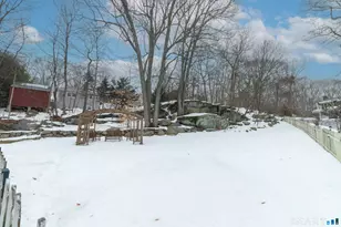 17 Patricia Ct, Ledyard, CT 06335 - Photo 5