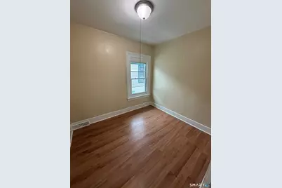 22 Stevens Street, New Haven, CT 06519 - Photo 15