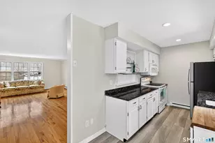 39 Founders Village, Clinton, CT 06413 - Photo 9