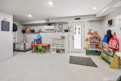 16 Sorensen Road, West Haven, CT 06516 - Photo 25