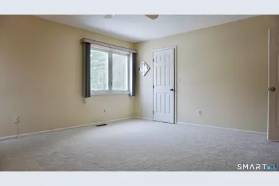 328 Navajo Loop #328, Shelton, CT 06484 - Photo 15