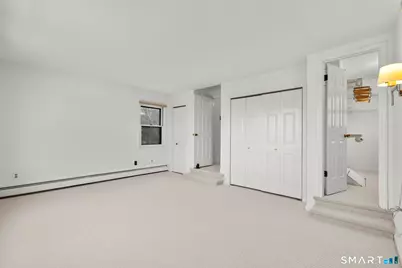 30 Kinlock Street, Milford, CT 06460 - Photo 27