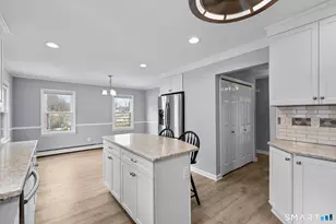30 Kinlock St, Milford, CT 06460 - Photo 17