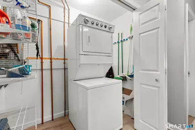 30 Kinlock Street, Milford, CT 06460 - Photo 23