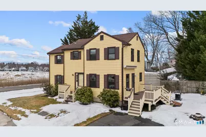 30 Kinlock Street, Milford, CT 06460 - Photo 7