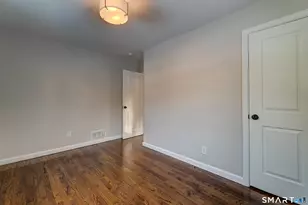 135 London Dr, Hamden, CT 06517 - Photo 31