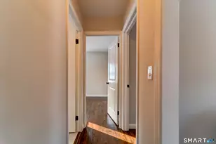 135 London Dr, Hamden, CT 06517 - Photo 21