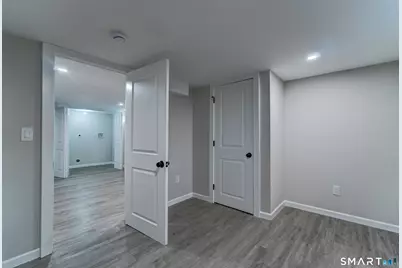 135 London Drive, Hamden, CT 06517 - Photo 37