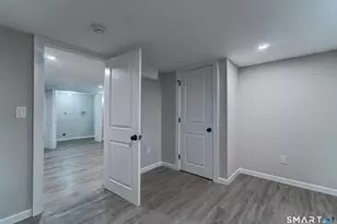 135 London Dr, Hamden, CT 06517 - Photo 37