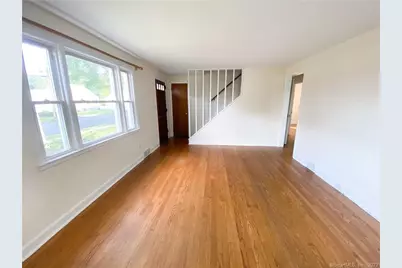 458 Meadowside Road, Milford, CT 06460 - Photo 7