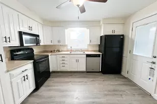 458 Meadowside Rd, Milford, CT 06460 - Photo 3