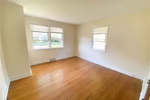 458 Meadowside Rd, Milford, CT 06460 - Photo 13